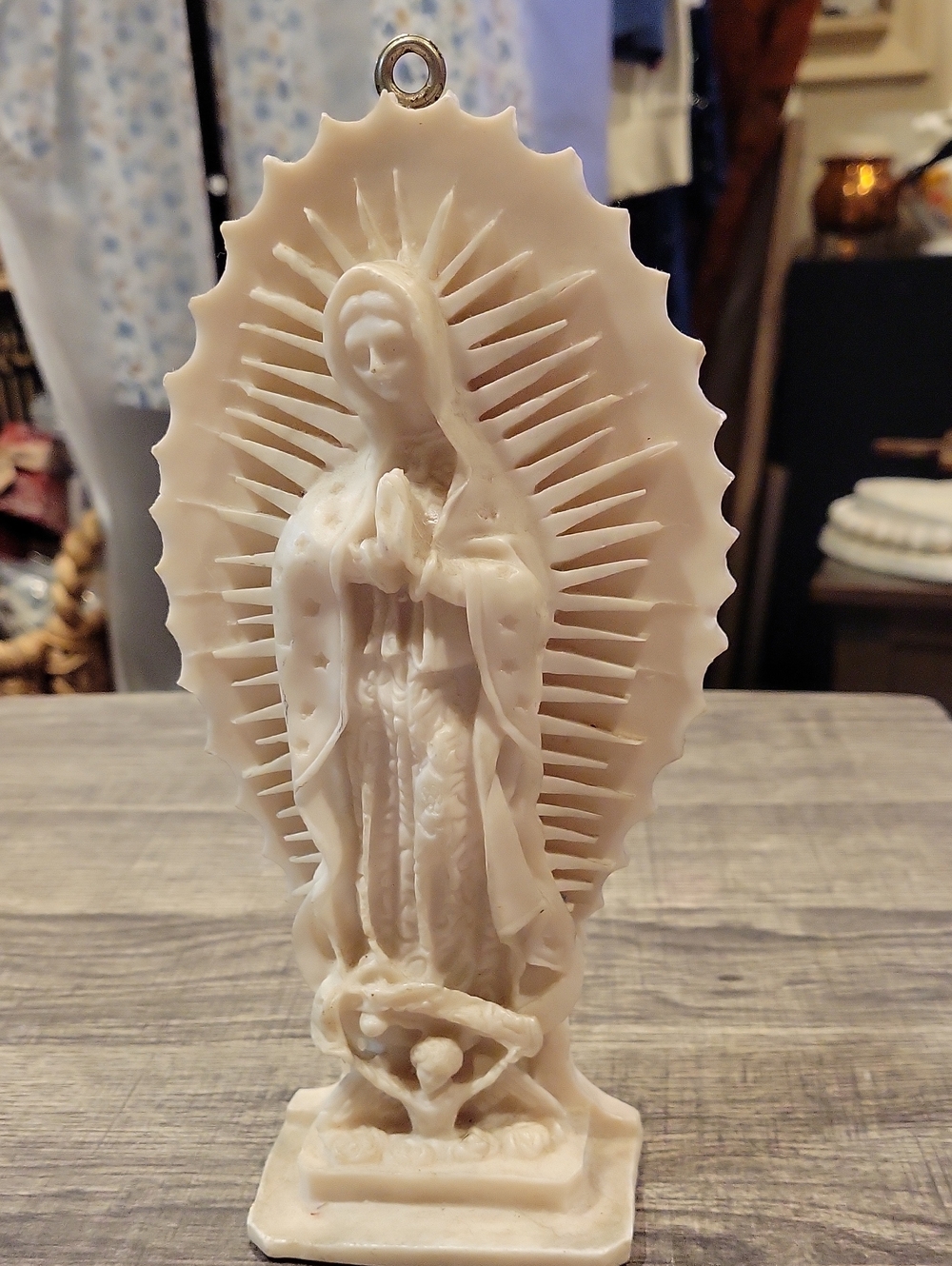 Virgin Mary Statue,Vintage/ Sone Or Resin(?) Hangs On Wall Or Stands